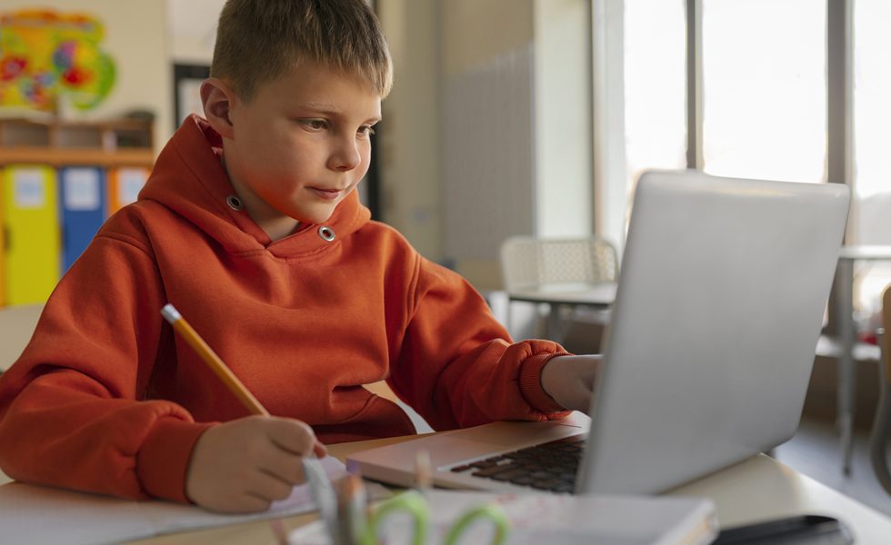 6 tend&ecirc;ncias em IA que devem transformar a gest&atilde;o e o ensino em 2026